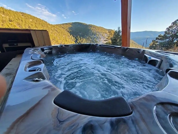 Luxury Leisure Product Dealer