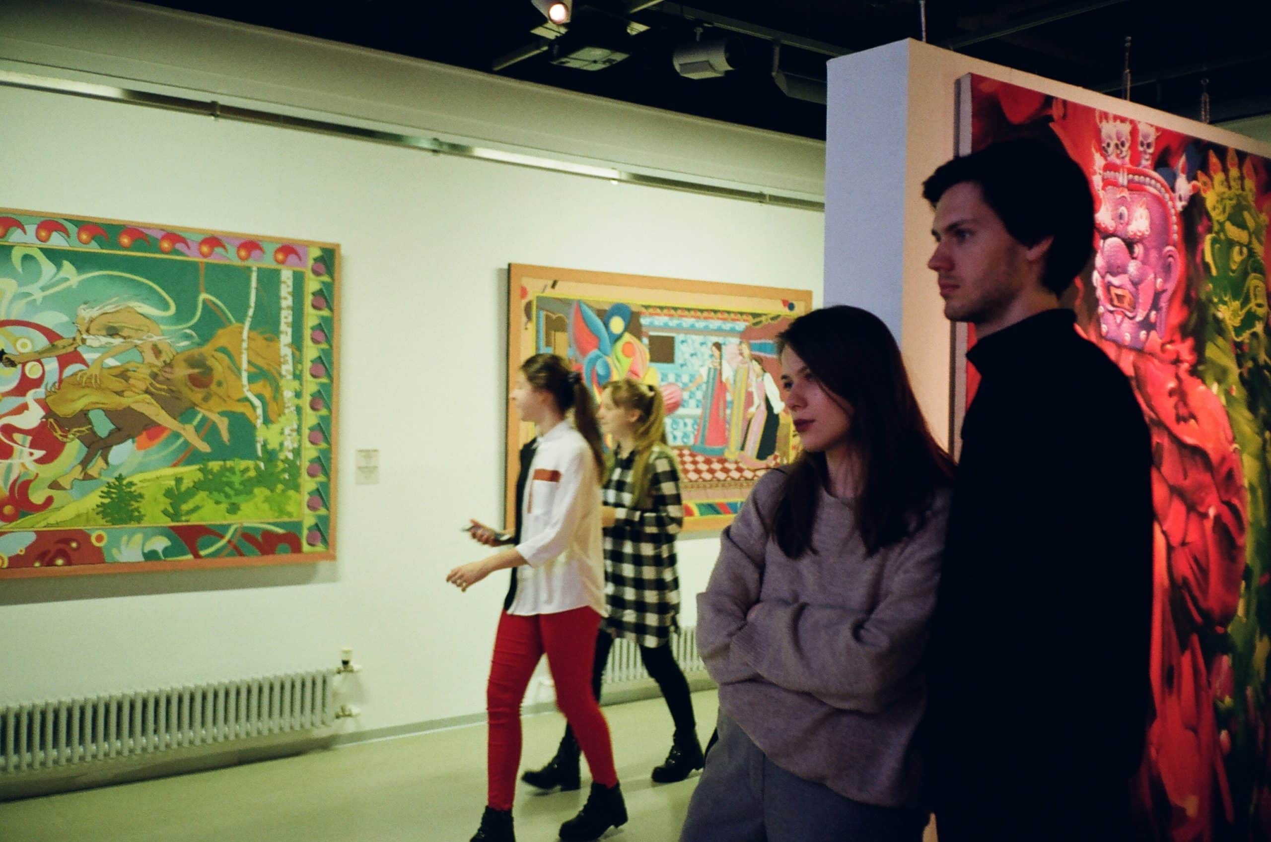 Profitable Midwest Framing and Art Handling Business For Sale